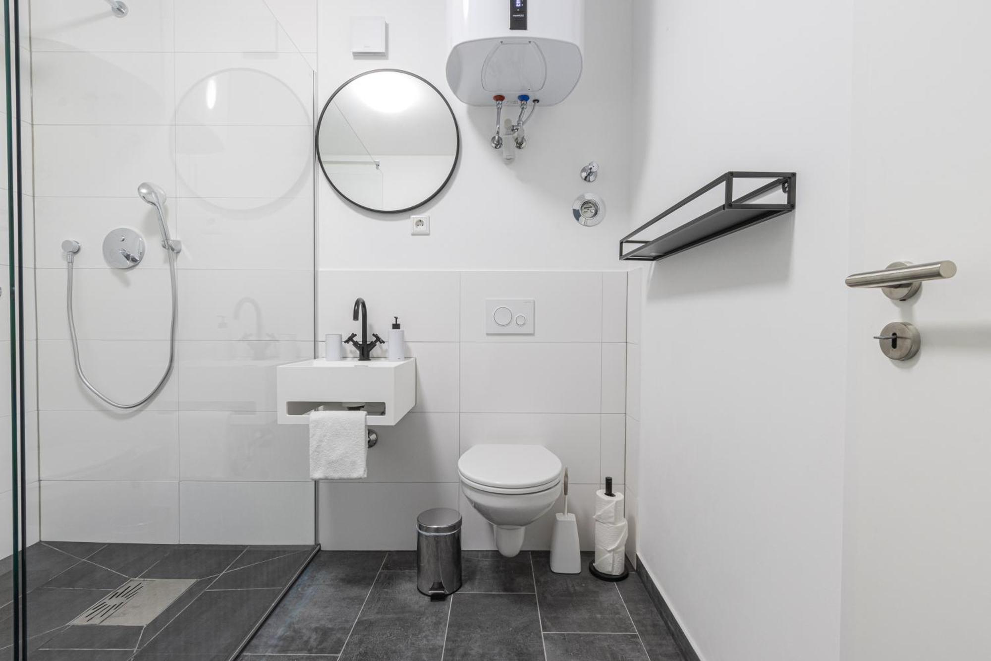Zzzpace Smart-Hotel Крефельд Экстерьер фото